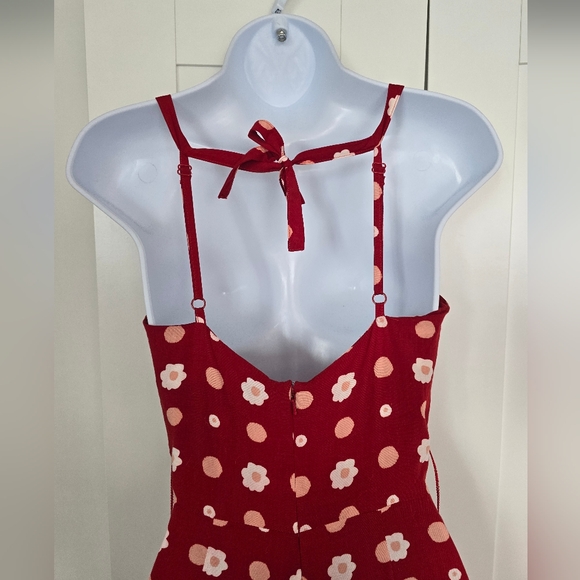 NWOT Rare Collectif Bright & Beautiful Jayleen Jumpsuit in Red Floral Dots - Picture 10 of 12